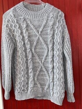 SO Light Gray Cable Knit Crewneck Sweater